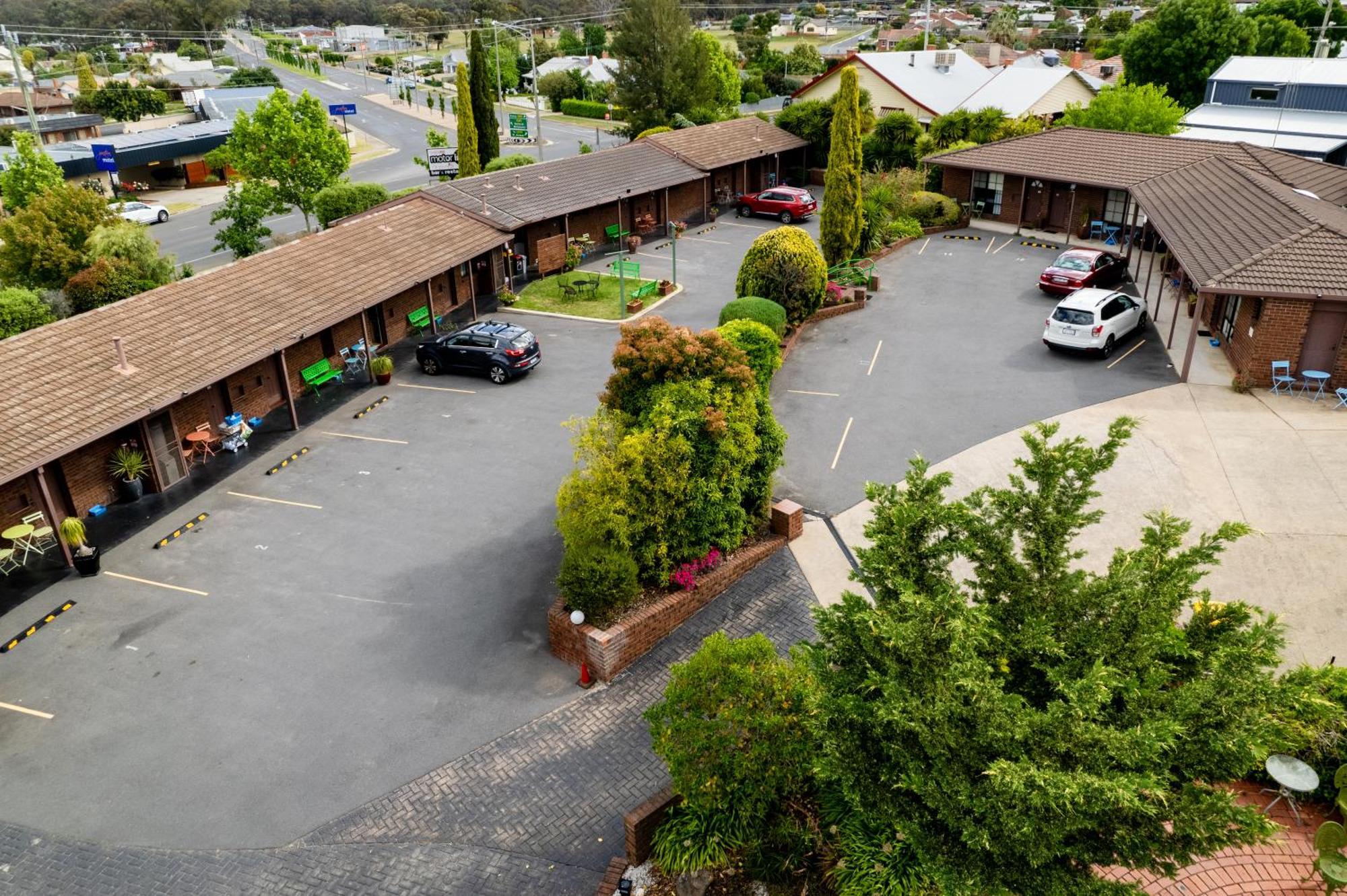 Bristol Hill Motor Inn แมรีโบโร ภายนอก รูปภาพ