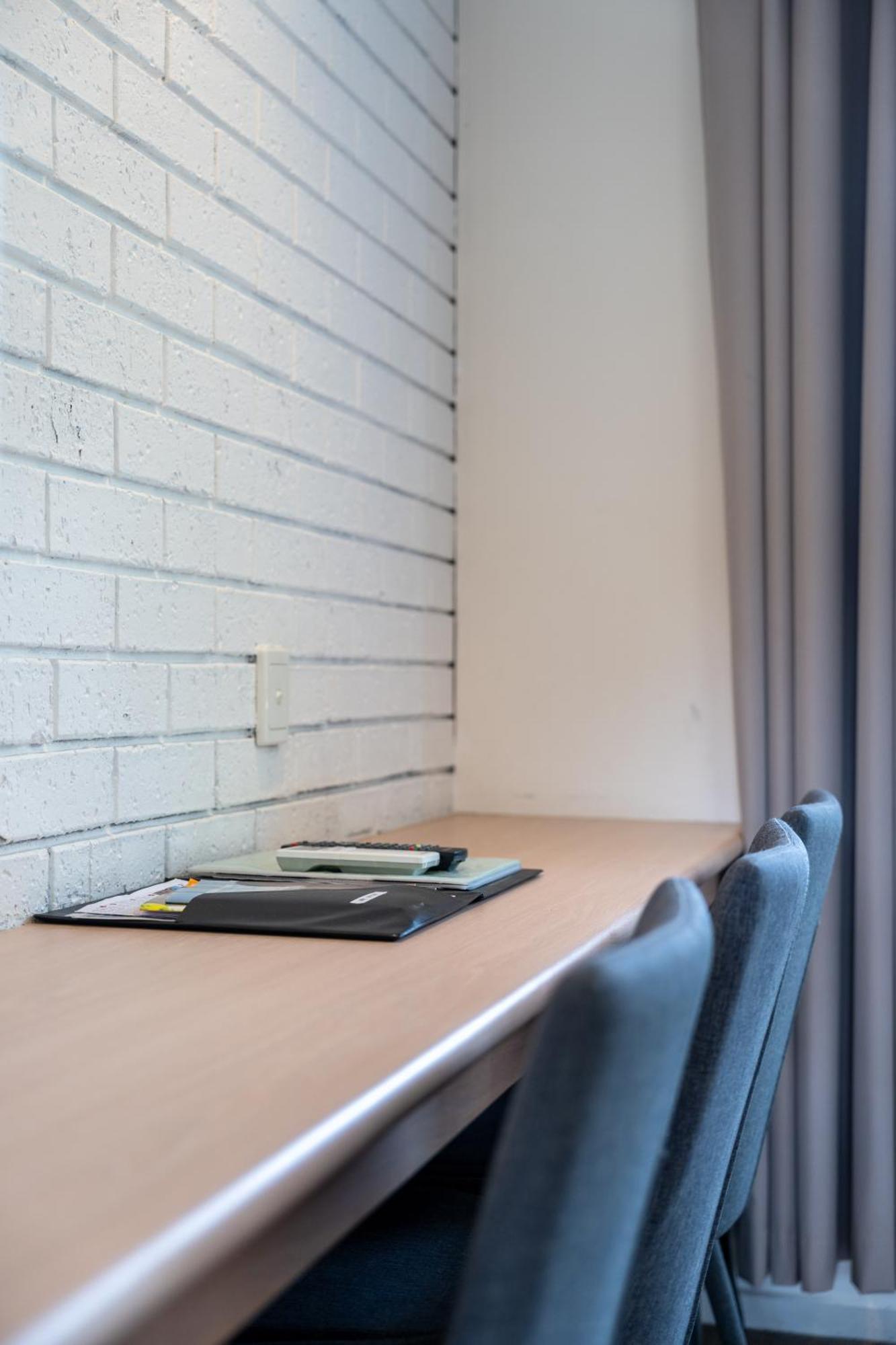 Bristol Hill Motor Inn แมรีโบโร ภายนอก รูปภาพ