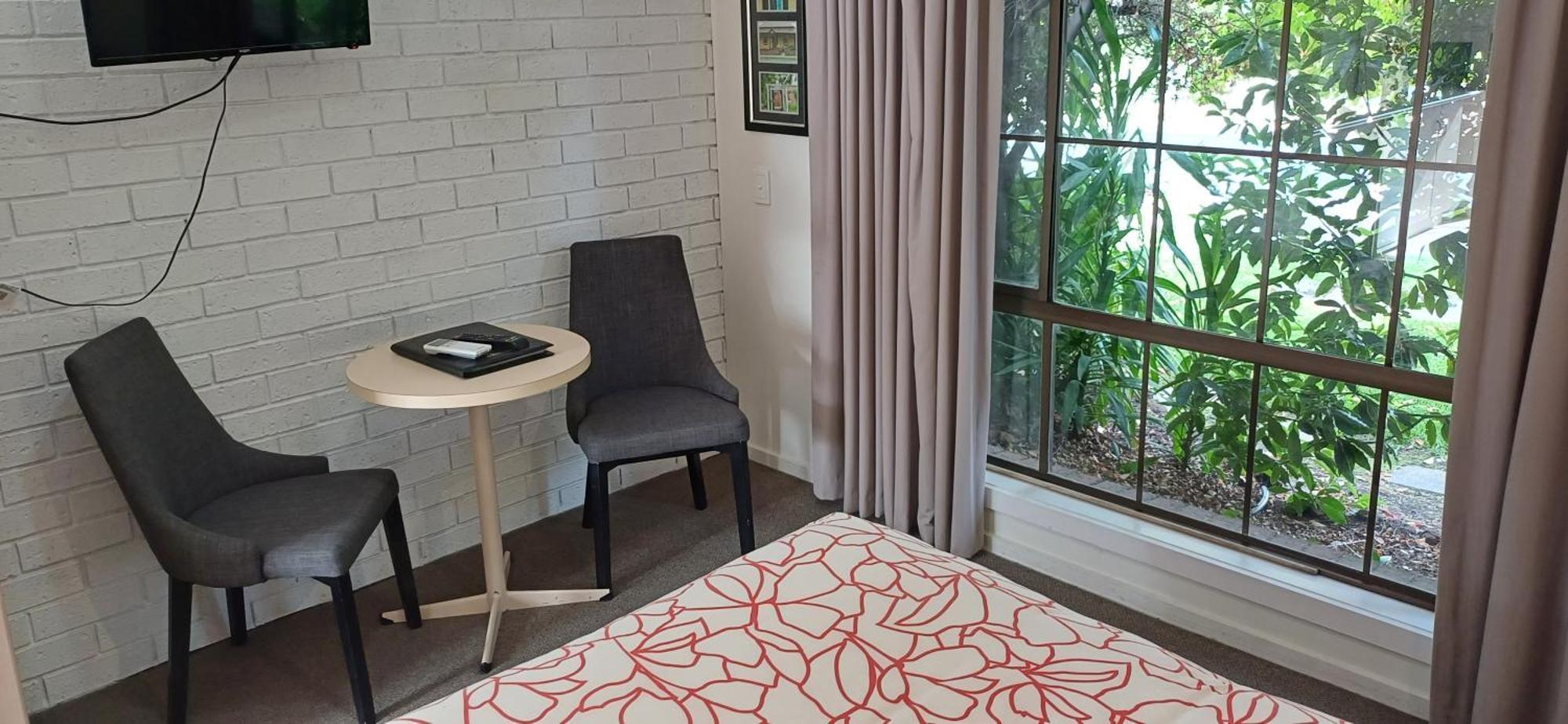 Bristol Hill Motor Inn แมรีโบโร ภายนอก รูปภาพ