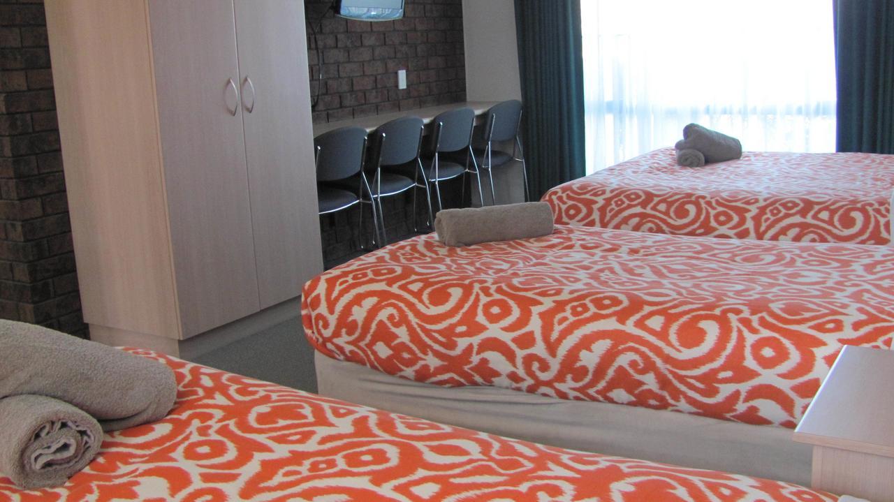 Bristol Hill Motor Inn แมรีโบโร ภายนอก รูปภาพ